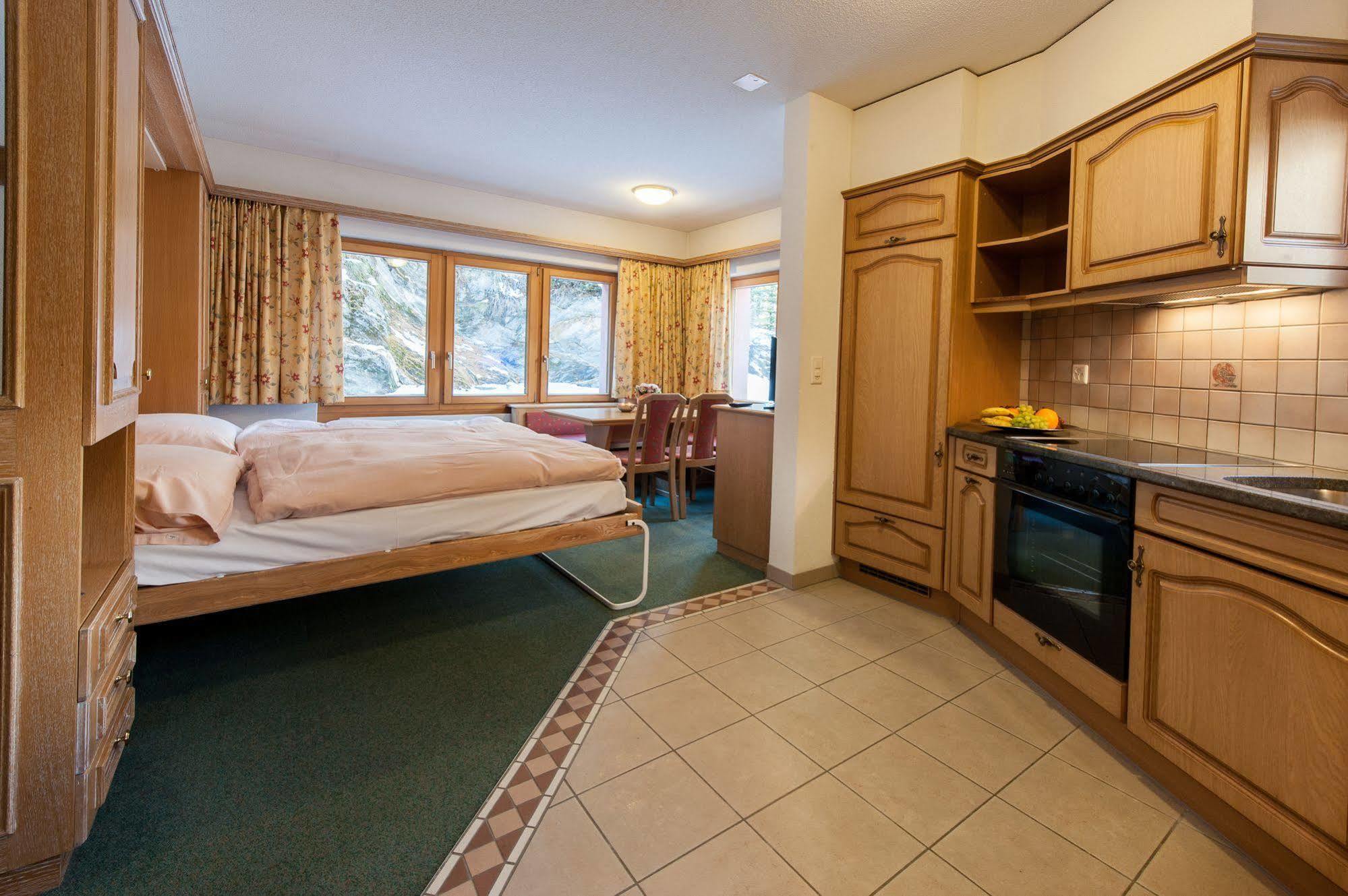 Appartements Zermatt Paradies Экстерьер фото
